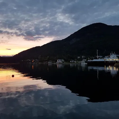 Fjordhytte-35 In Bei Trolltunga, Am Hardanger Jondal