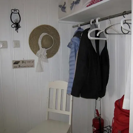 Fjordhytte-35 In Bei Trolltunga, Am Hardanger Jondal